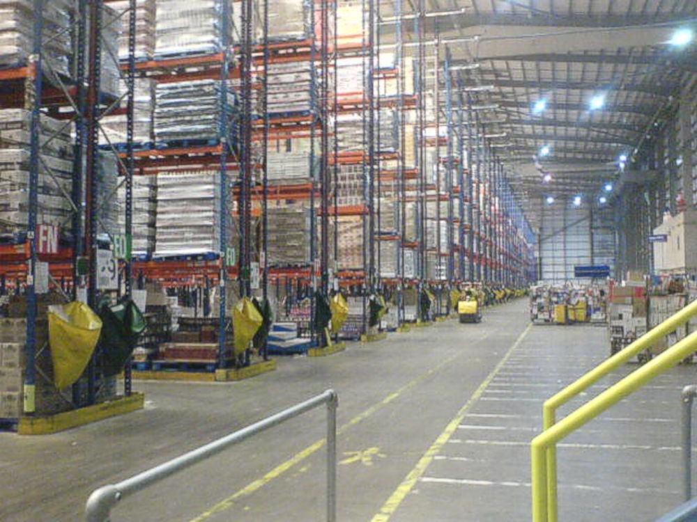 images my ideas 4/4 WC Fastway_Warehouse_Crick_-_geograph.org.uk_-_1248568.jpg